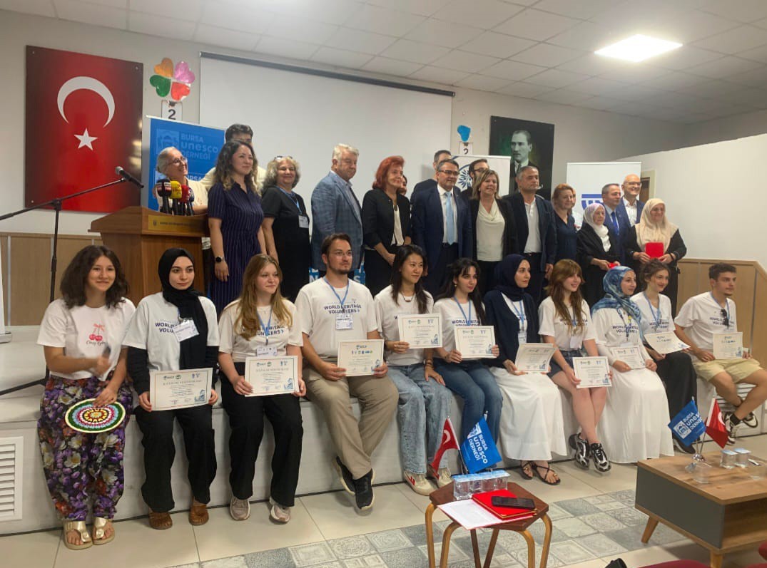 Cumalıkızık’ta UNESCO Dünya Mirası Gönüllüleri programı tamamlandı
