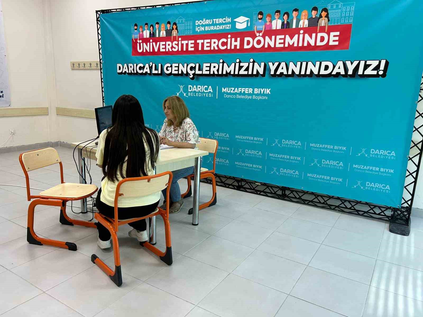Darıca’da YKS öğrencileri için ücretsiz tercih danışmanlığı başladı
