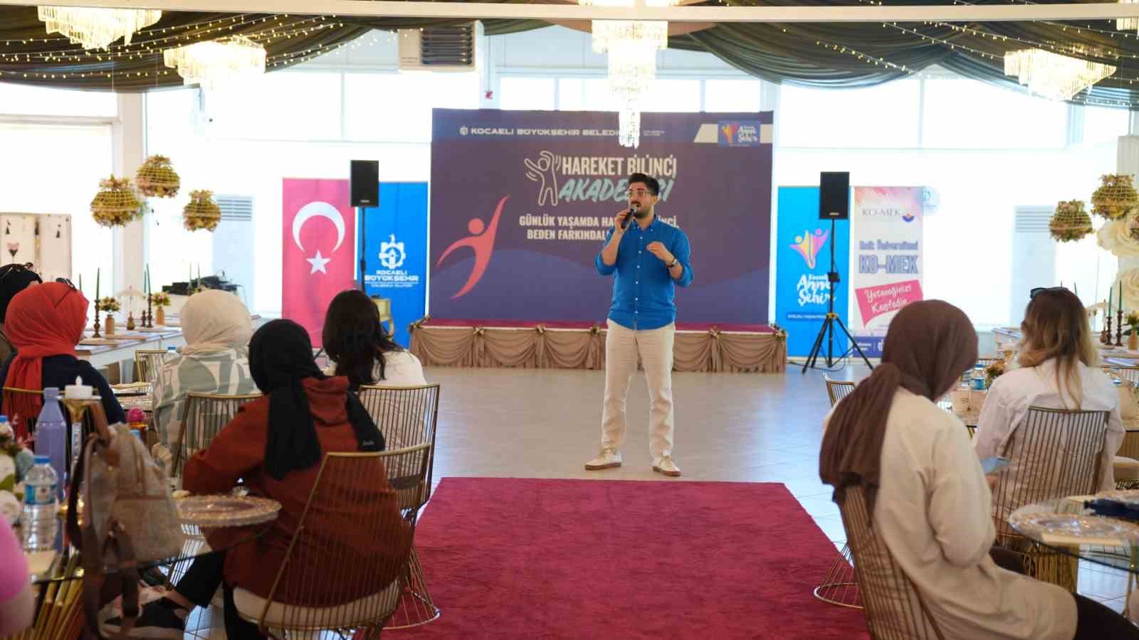 Doğru duruşun püf noktaları anlatıldı
