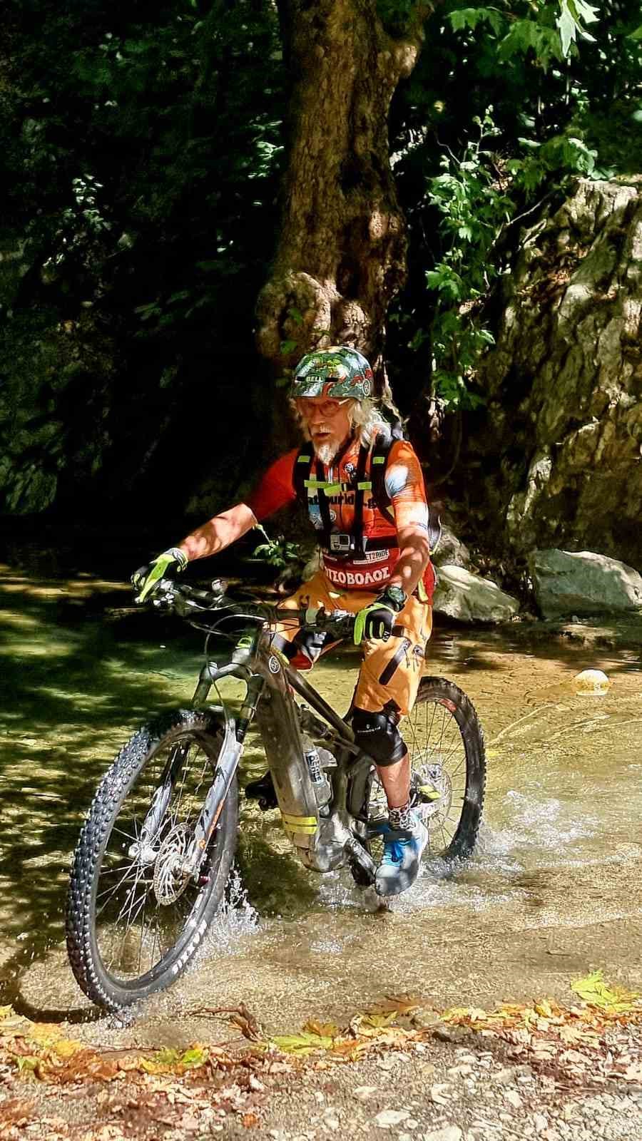 Ege’nin iki yakası dostluk için pedal çevirdi
