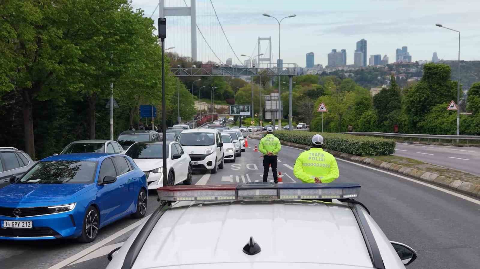 Emniyet kaynak yapan sürücülere göz açtırmıyor
