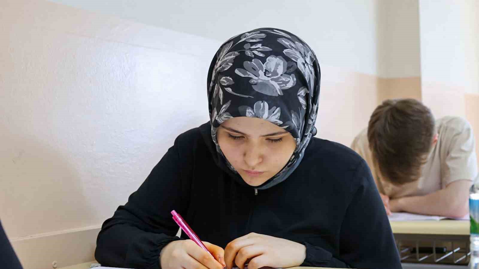 Esenler’de Mihmandar Akademi başarıya doymuyor
