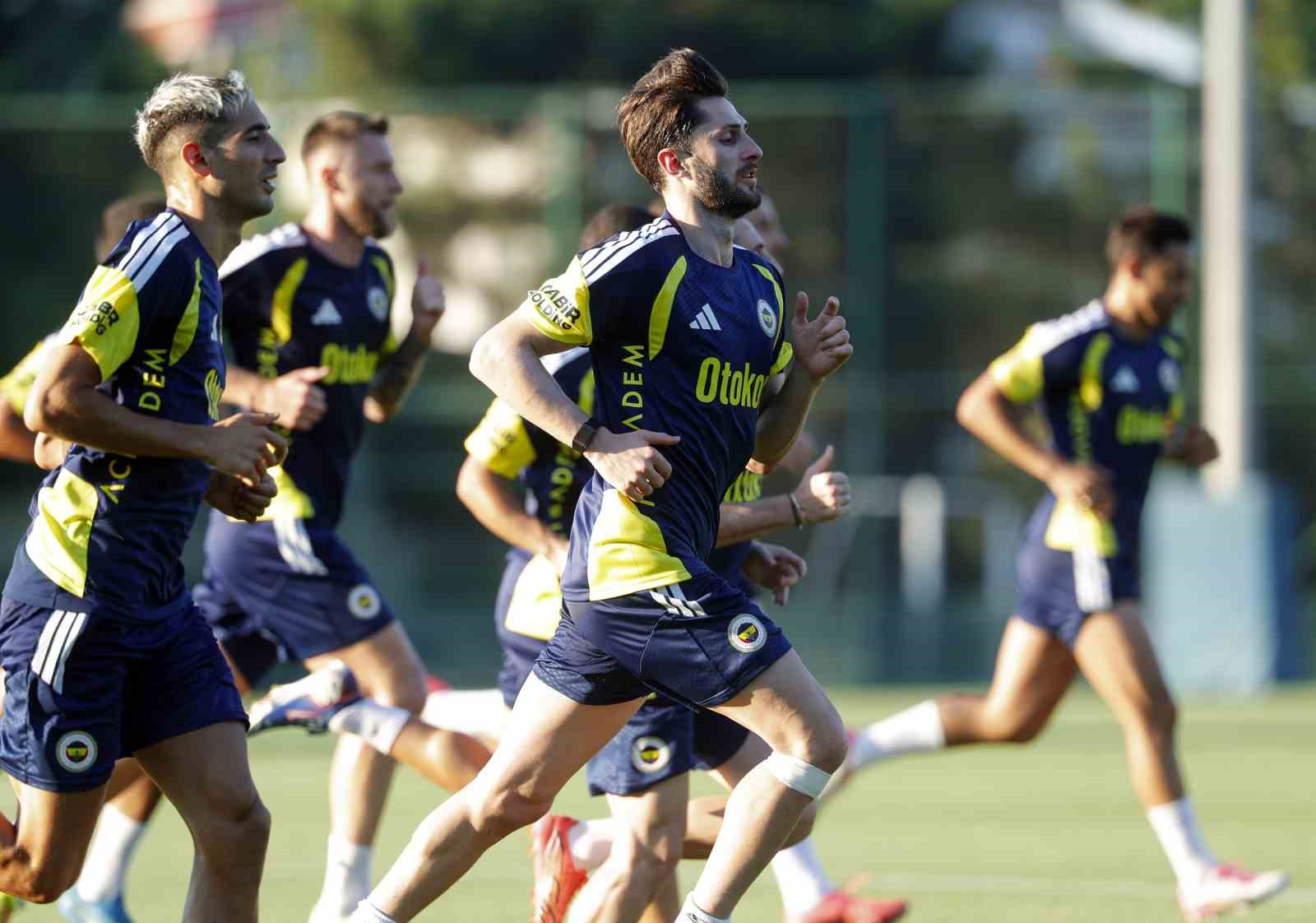 Fenerbahçe, Gornik Zabrze maçı hazırlıklarını sürdürdü
