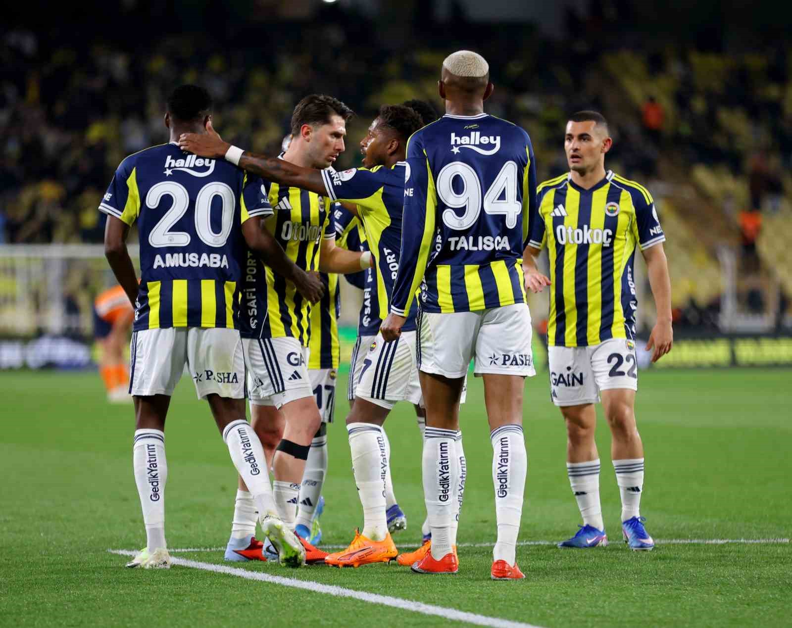 Fenerbahçe, ligde 2 maç sonra kazandı
