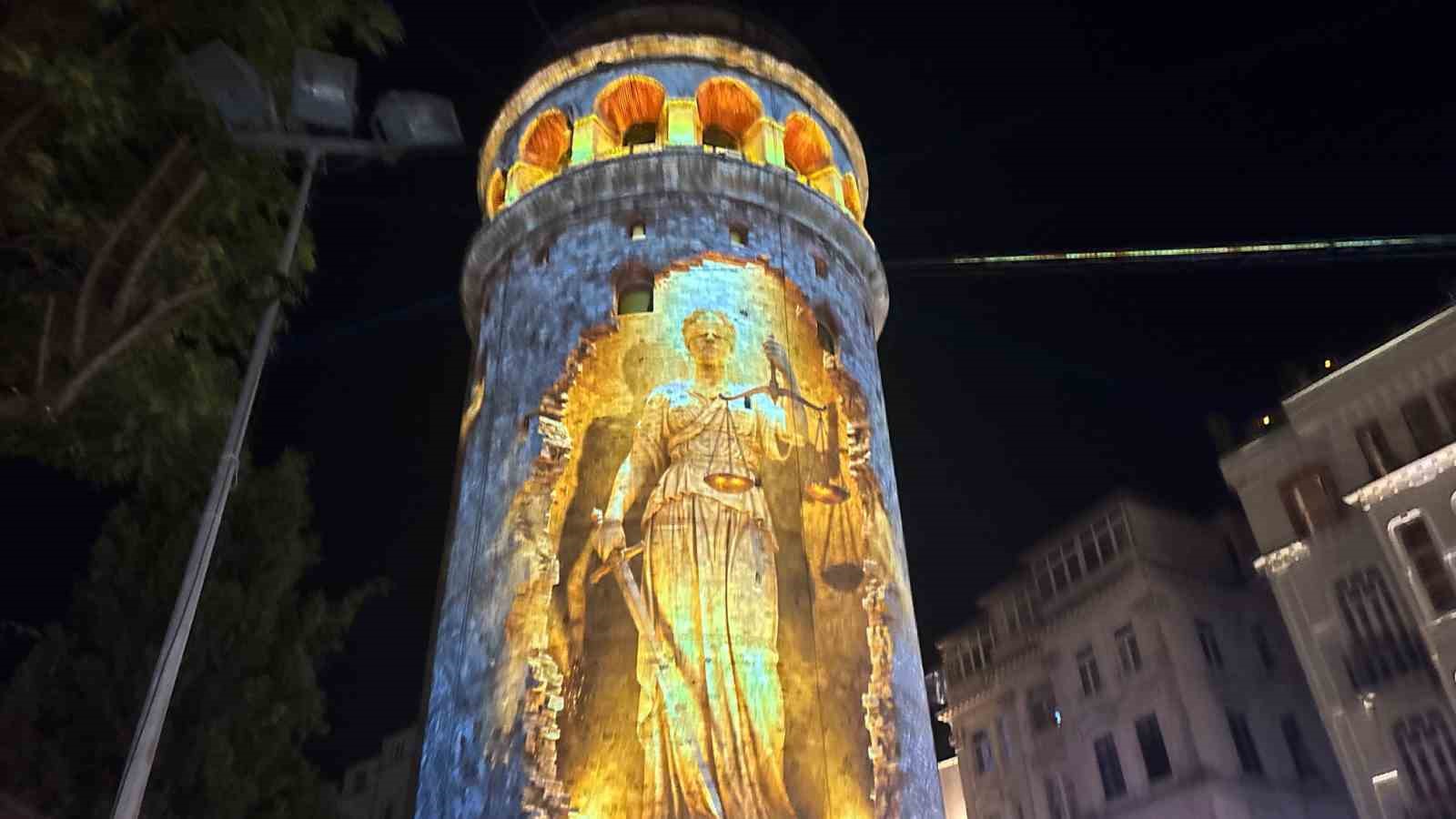 Galata Kulesi’nde 15 Temmuz’a özel Mapping gösterisi

