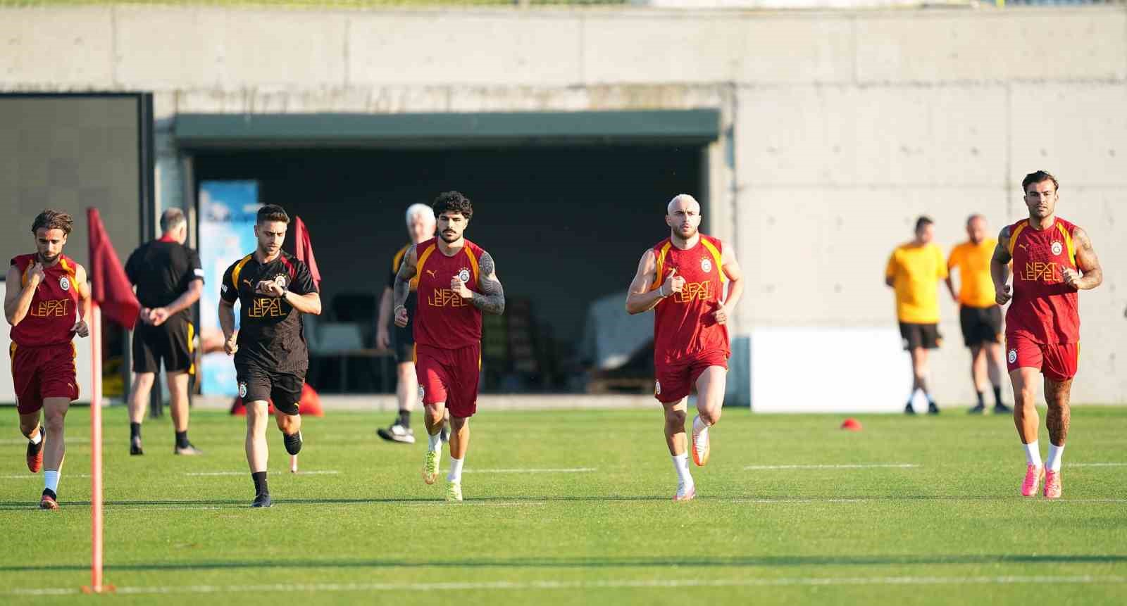 Galatasaray, yeni sezon hazırlıklarını sürdürdü
