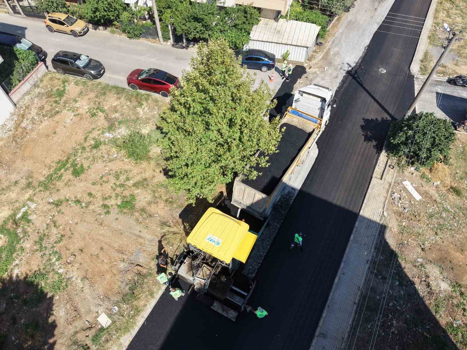 Gebze’de Gaziler Mahallesi’nin yolları asfaltlanıyor
