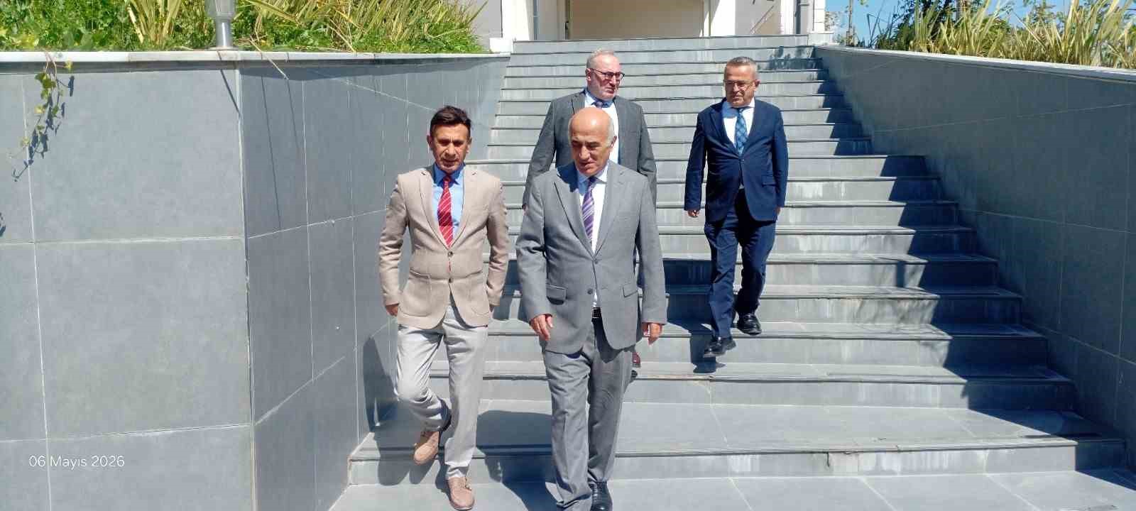 Gemlik Kaymakamı ve Gemlik MYO Müdürü’nden  Açık Ceza İnfaz Kurumu’na ziyaret
