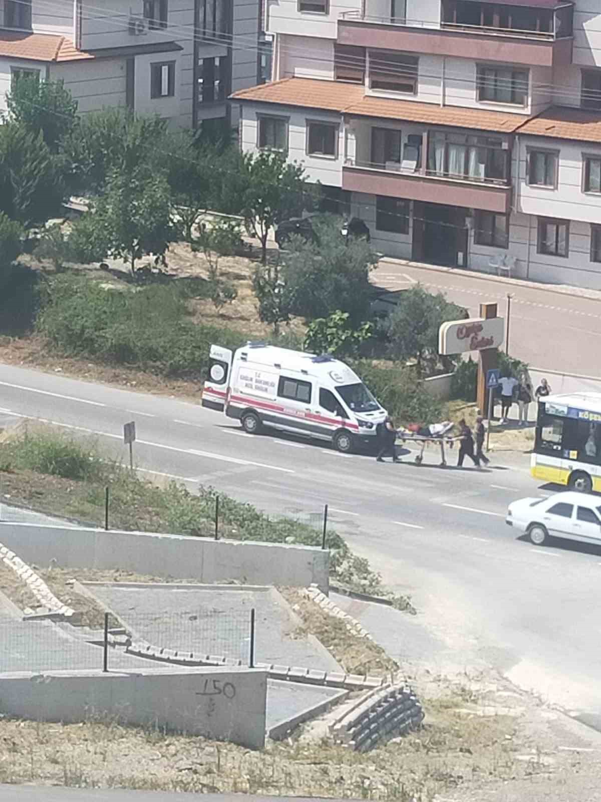 Gemlik’te otobüste fenalaşan yolcu hastaneye kaldırıldı
