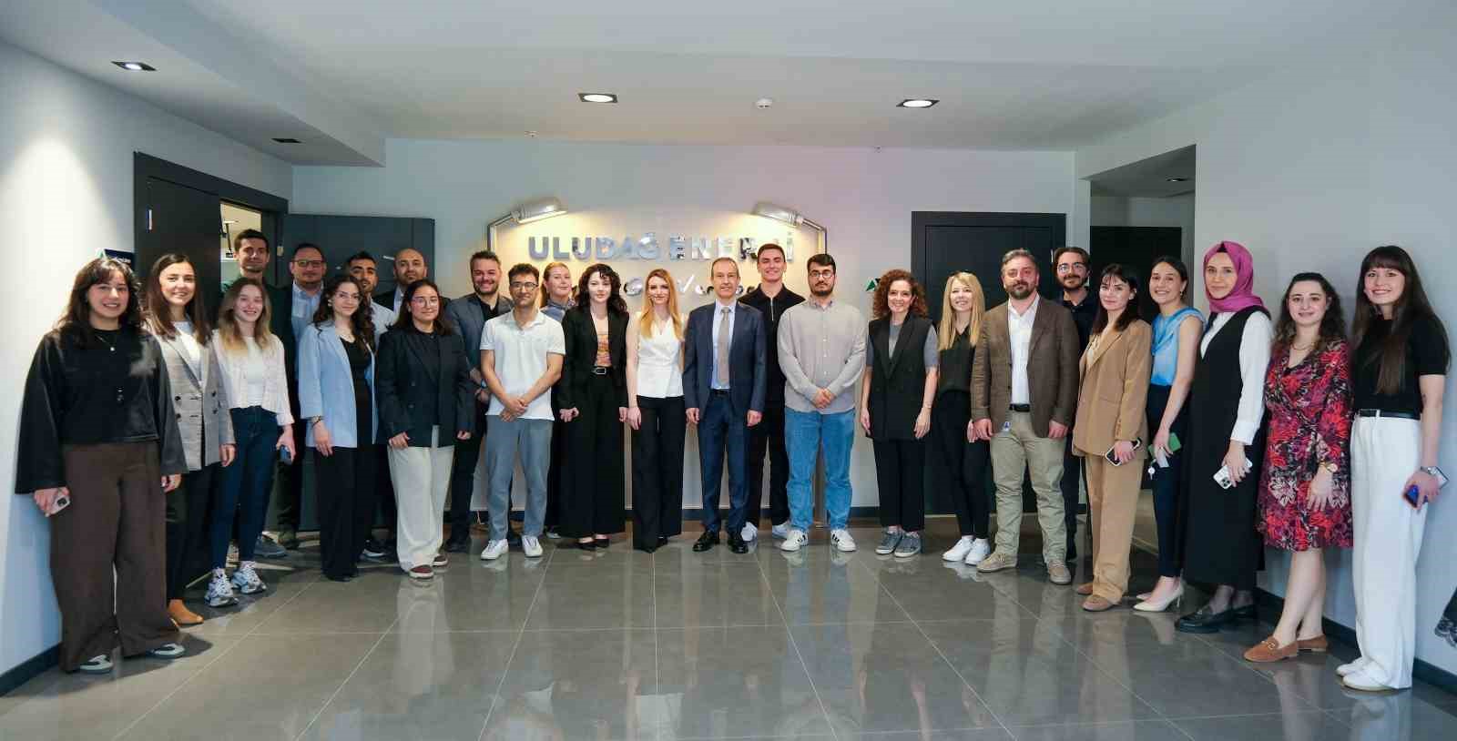 Genç yetenekler iş dünyasına hazırlanıyor