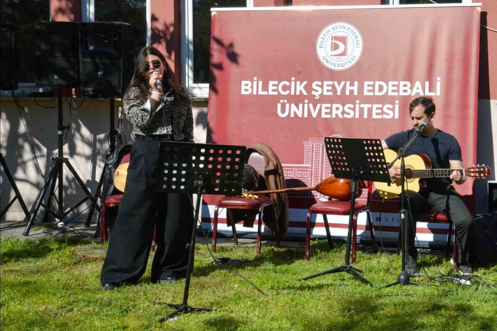 Gölpazarı’nda muhteşem kampüs konseri
