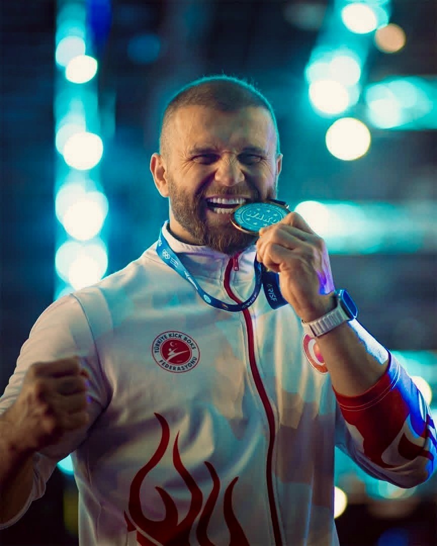 Hiç maç yapmadan Türkiye şampiyonu oldu
