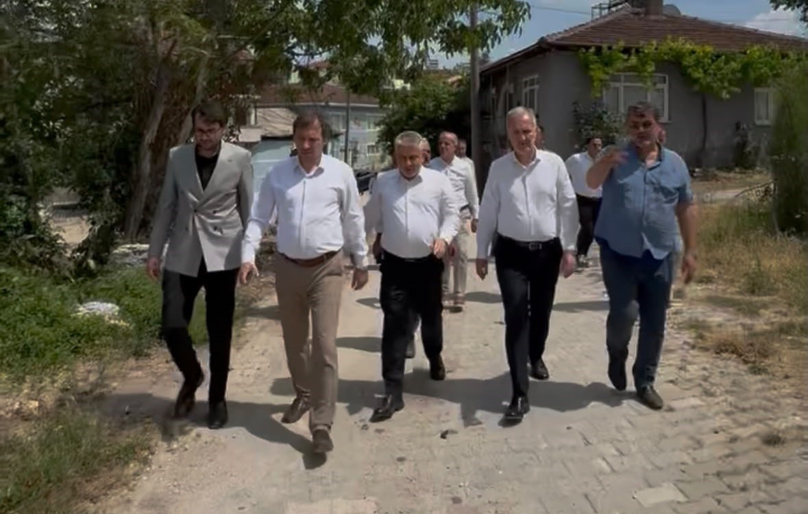 İnegöl Belediyesi kırsalda üst yapı hamlesini sürdürüyor
