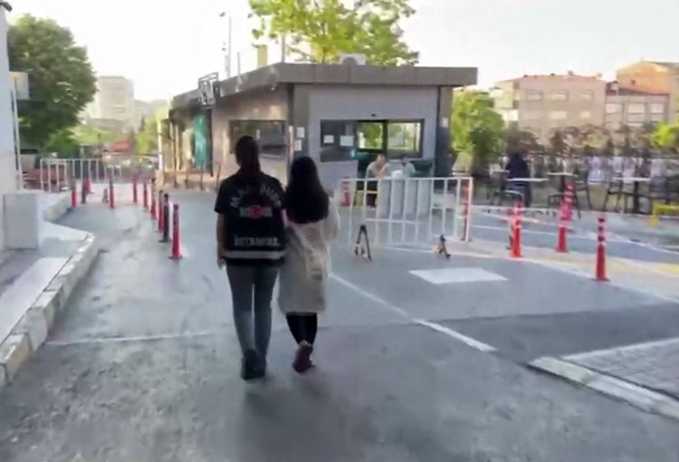 İstanbul merkezli 15 ilde, gerçeğe aykırı ekspertiz raporu düzenleyen çeteye operasyon: 27 gözaltı
