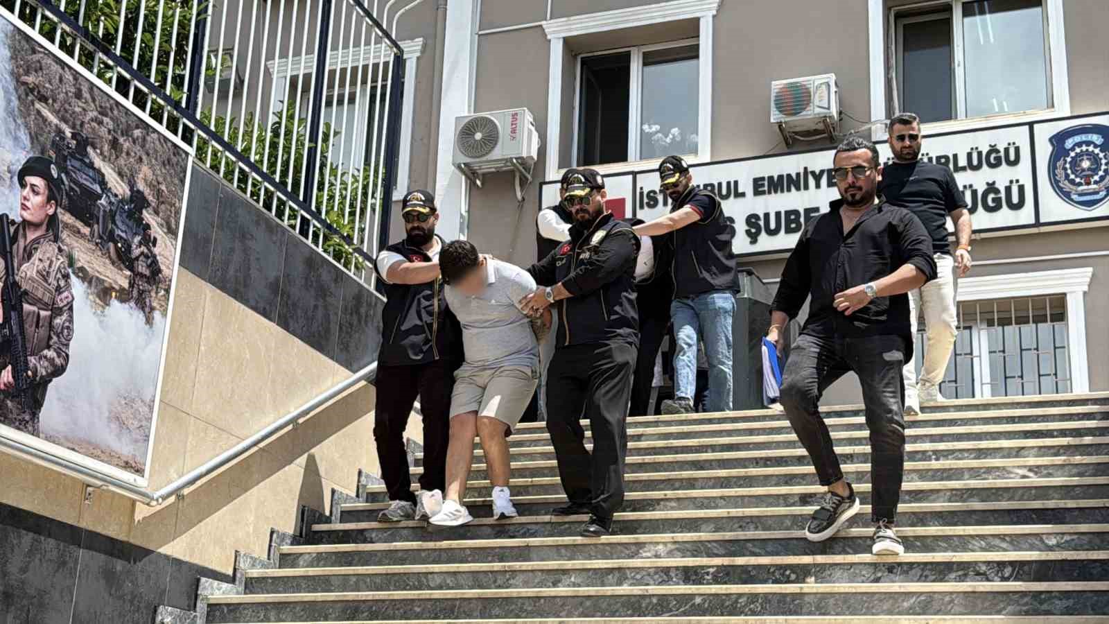 İstanbul’da haraç istedikleri iş yerlerini kurşunlayan ve tehditte bulunan 5 şüpheli adliyeye sevk edildi
