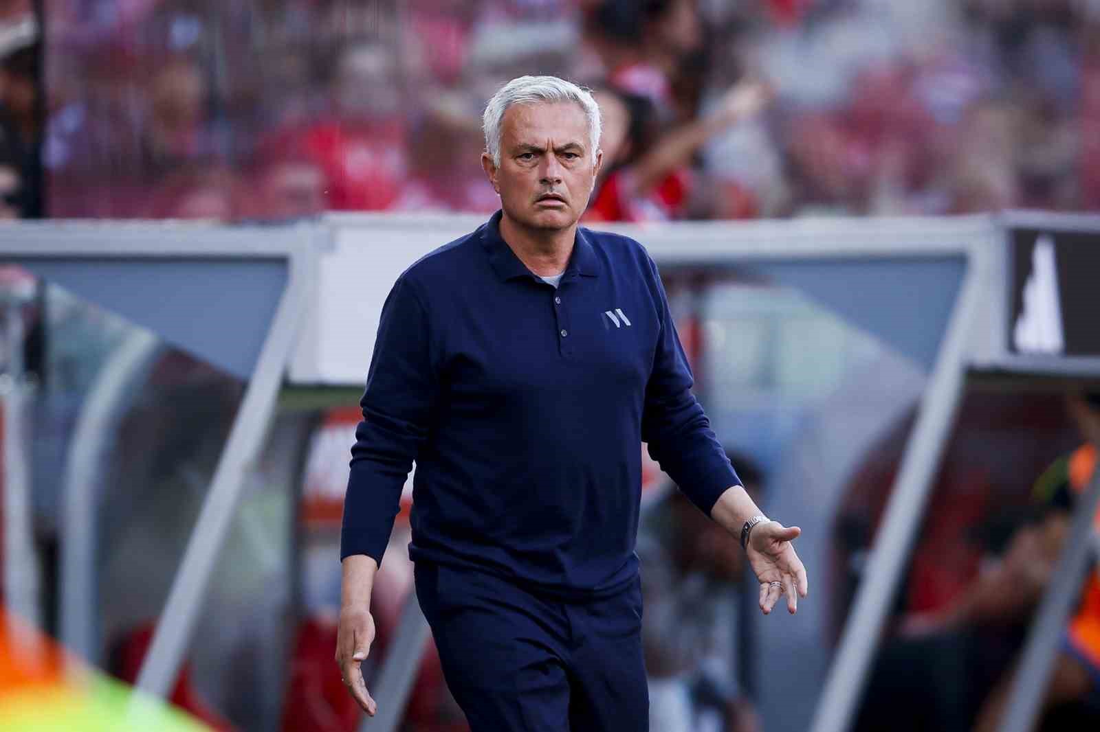 Jose Mourinho, resmen Real Madrid’de
