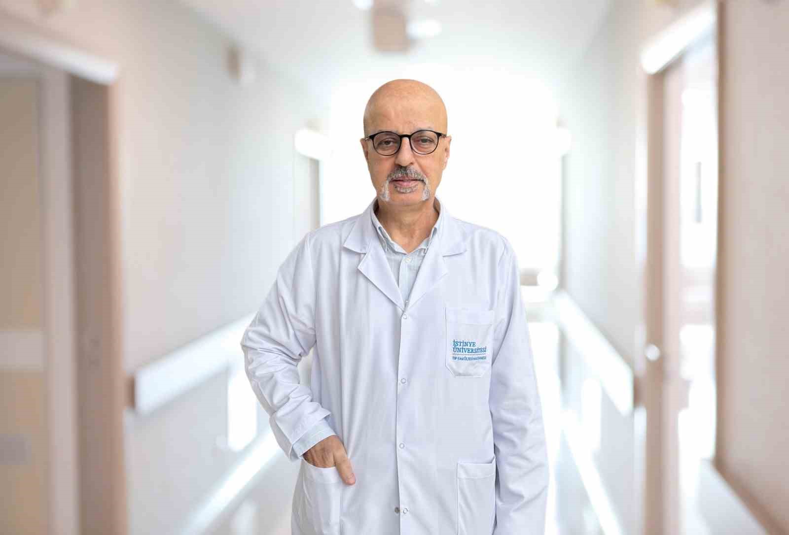 "Kafeinli içecekler sıvı kaybını artırabilir"
