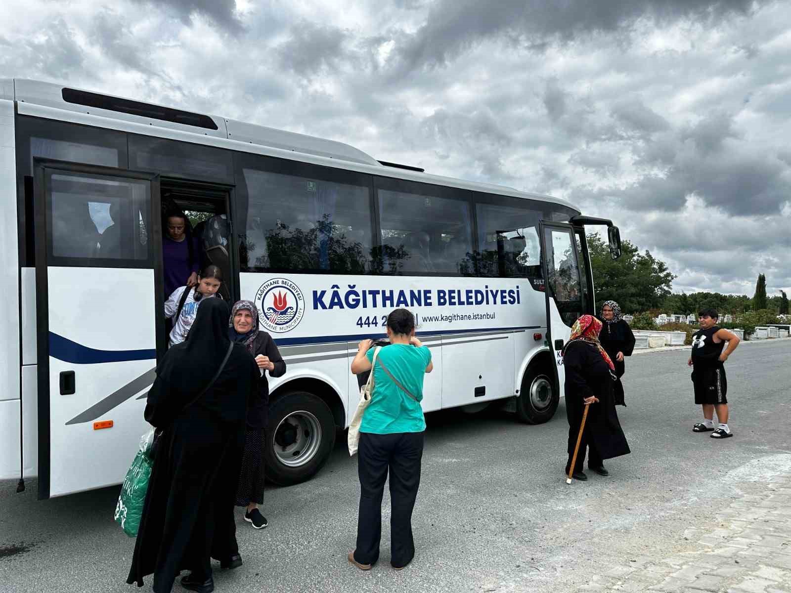 Kağıthane Belediyesi’nden vatandaşlara mezarlık ziyareti kolaylığı

