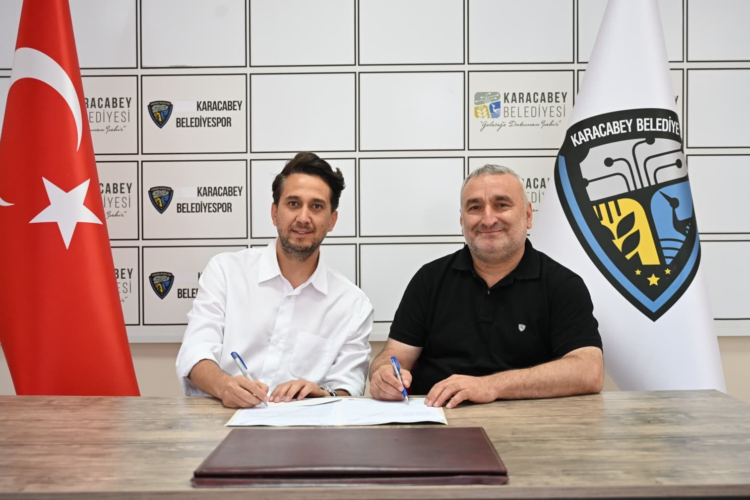 Karacabey Belediyespor’un yeni teknik direktörü Ramazan Çelik oldu
