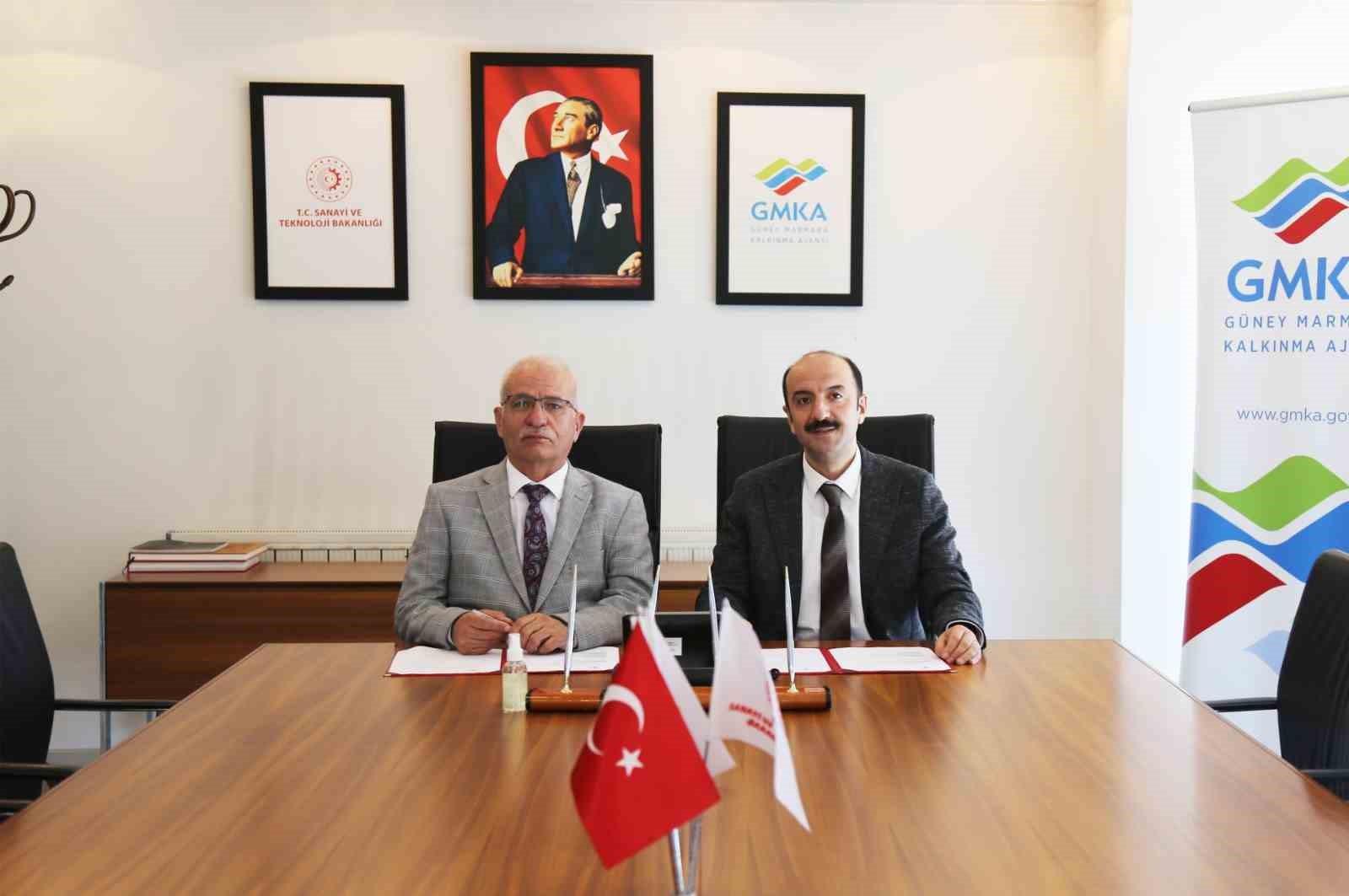 Karesi’de İHA ve Model Uçak Teknolojileri eğitimi projesi imzalandı
