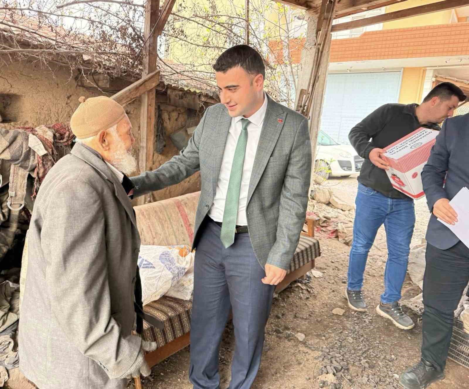 Kaymakam Kılıç vatandaşların evlerinde incelemelerde bulundu
