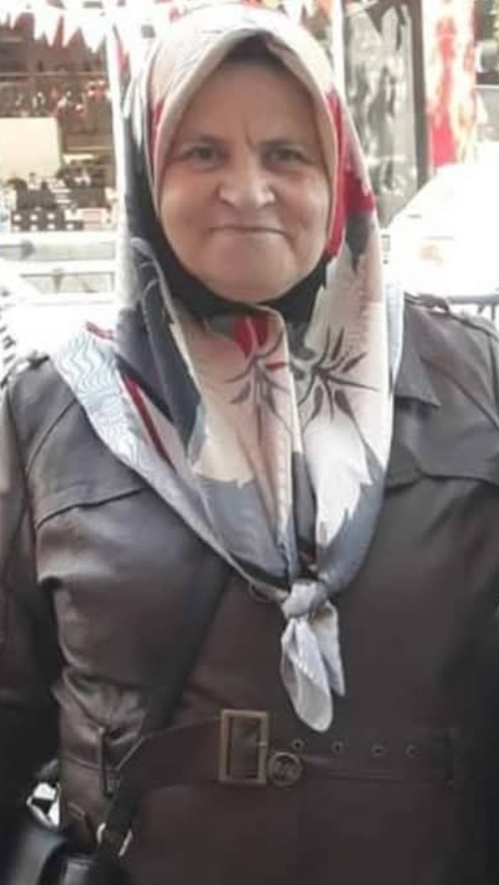 Keşan’da evinin bahçesinde çıkan ot yangınının üzerine düşen kadın hayatını kaybetti
