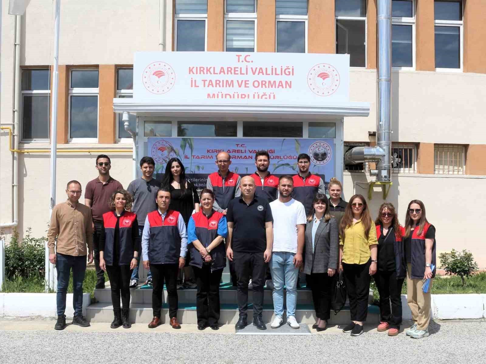 Kırklareli’nde sorgum-sudanotu melezi tohumları üreticilere dağıtıldı
