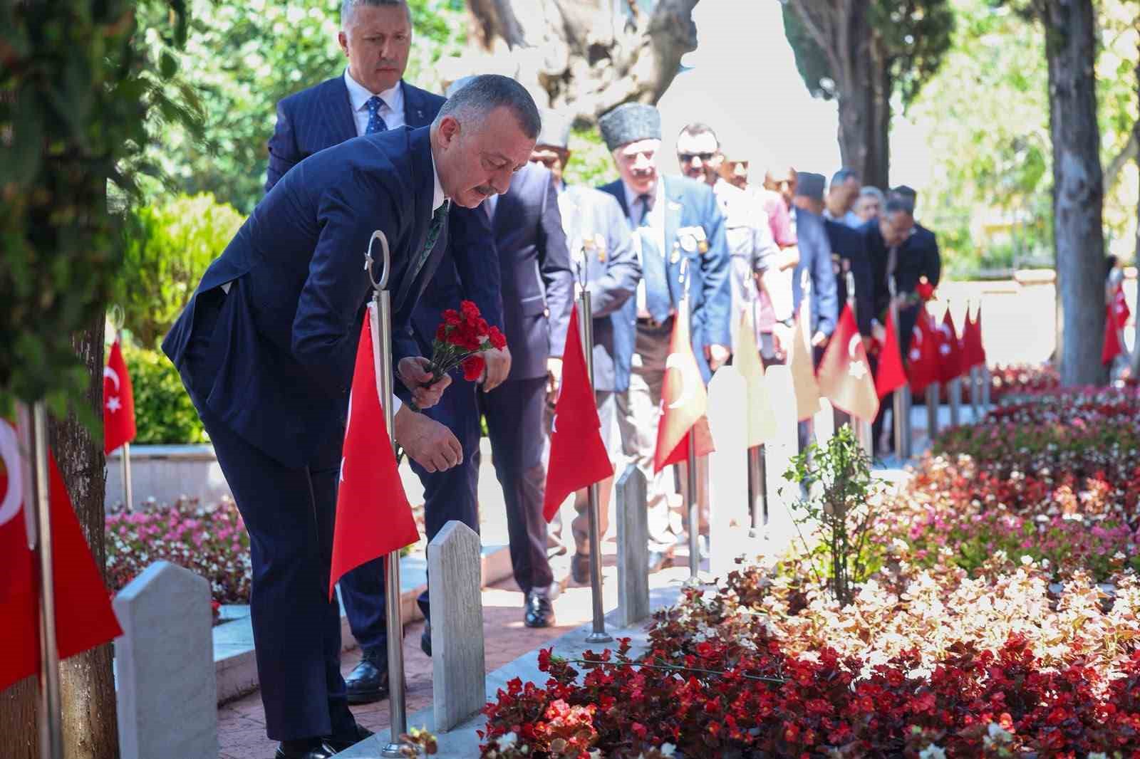 Kocaeli’de 15 Temmuz şehitleri dualarla anıldı
