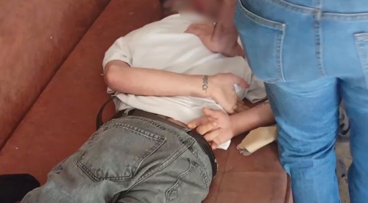 Kocaeli’de iş yerini benzin dökerek yakmaya çalıştılar: 5 gözaltı
