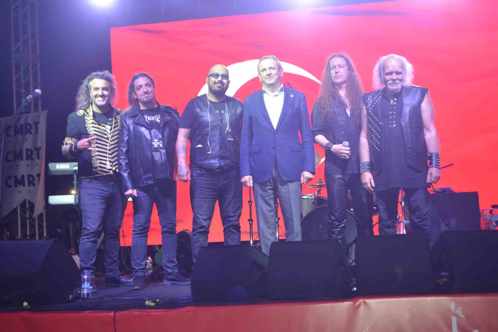Kurtalan Ekspres Ayvalık Gastrofest’te nostalji rüzgârı estirdi
