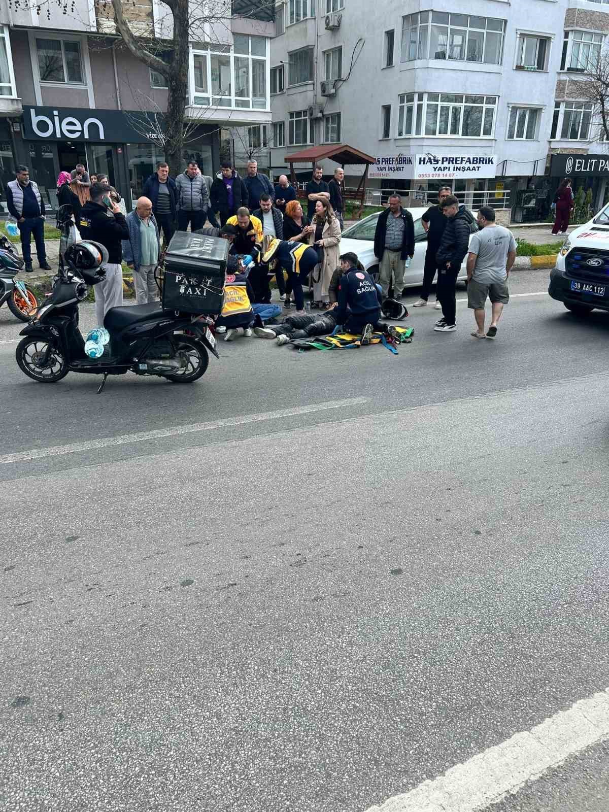 Lüleburgaz’da otomobilin çarptığı motosikletteki 2 genç yaralandı
