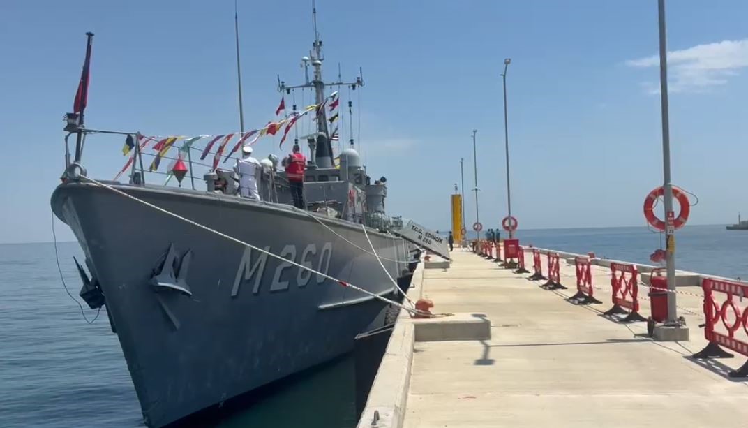 Mayın Gemisi Kabotaj Bayramı’nda vatandaşların ziyaretine açıldı
