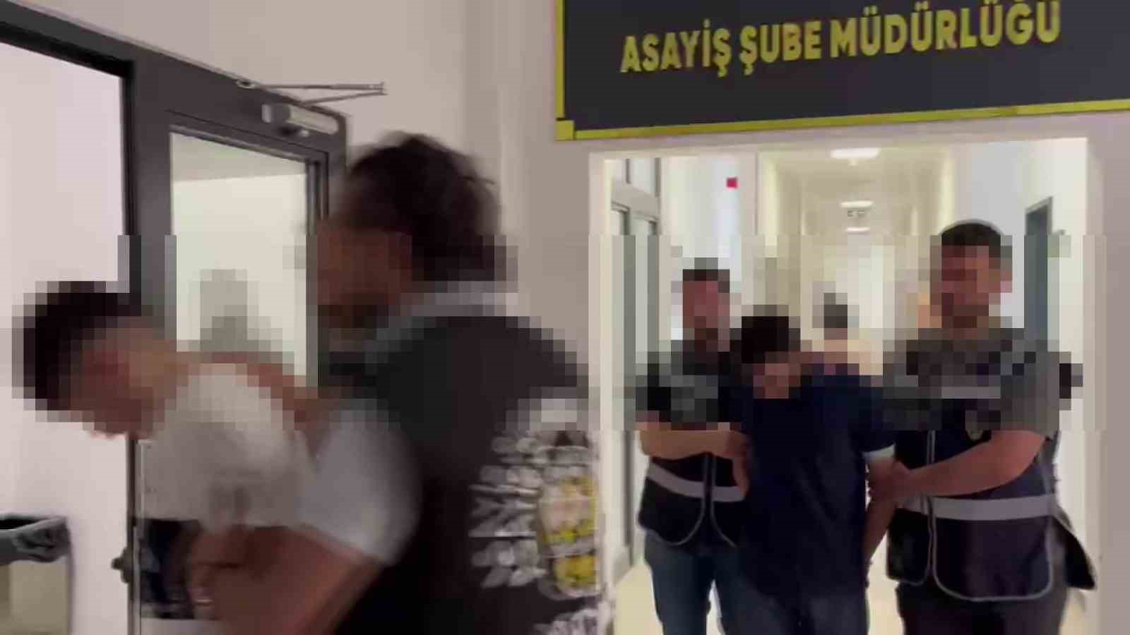 Misafirliğe gittiği evde başından vurulmuştu, 3 kişi tutuklandı

