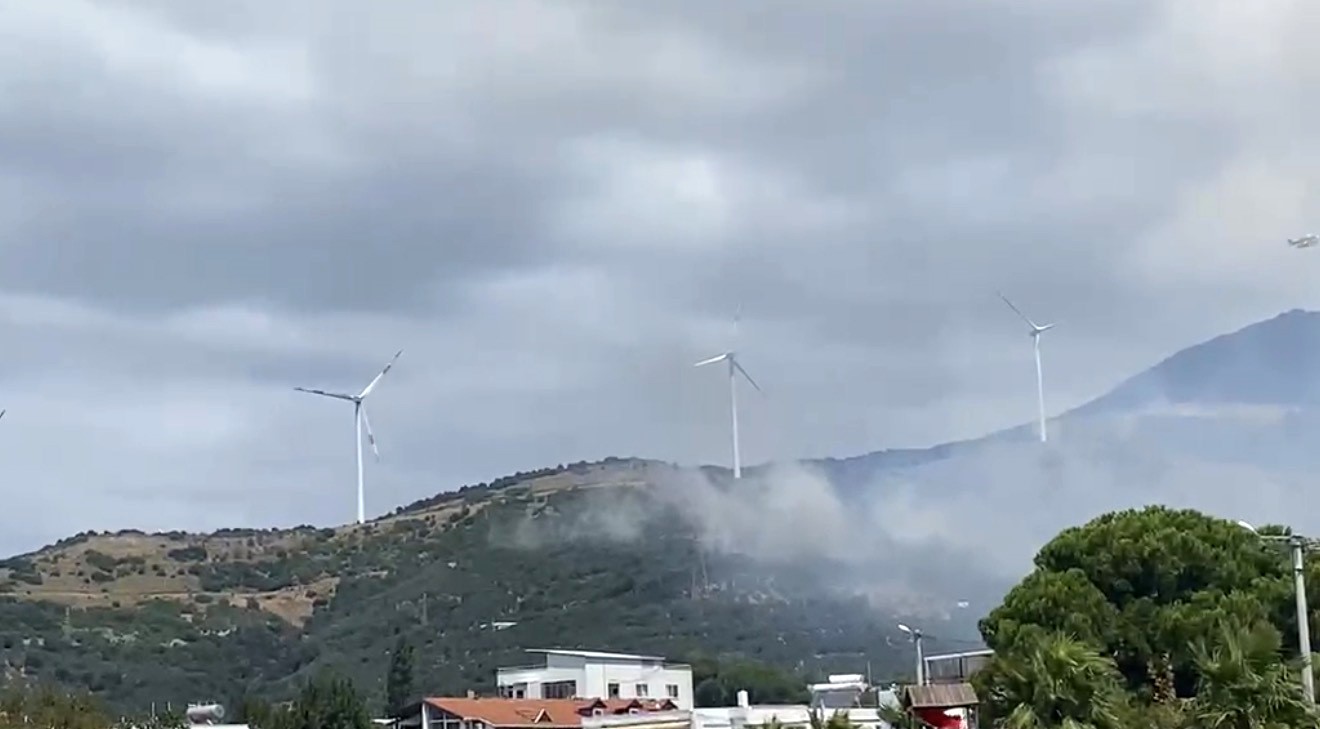 Narlı’daki yangınına havadan ve karadan müdahale ediliyor
