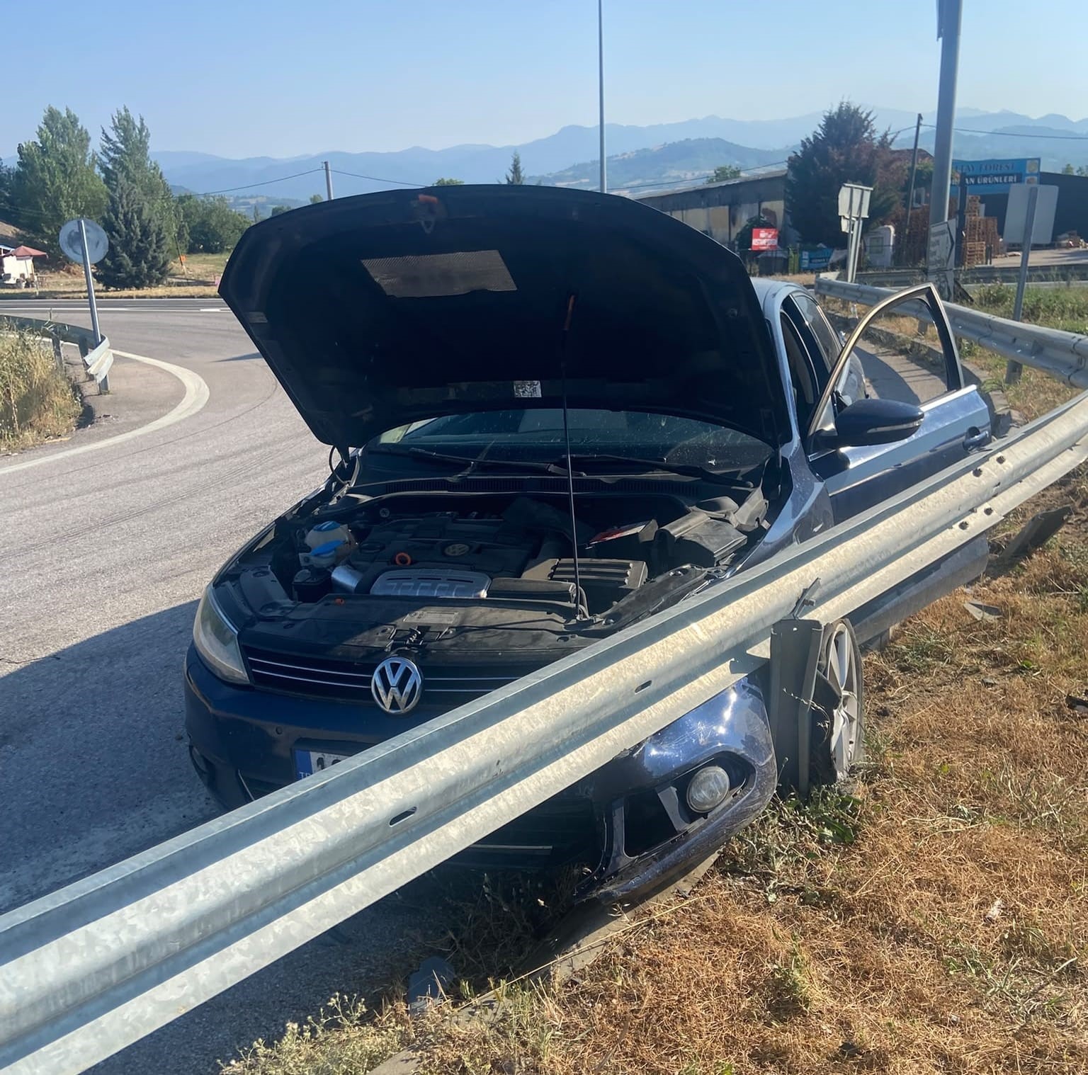 Navigasyon yönlendirmesi kaza getirdi: 1 yaralı
