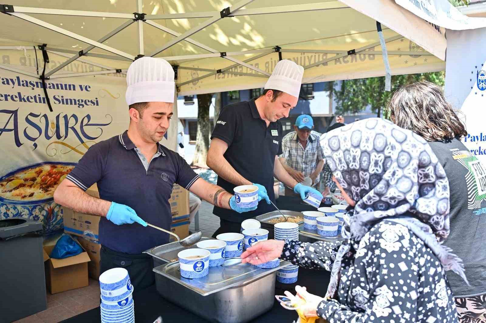 Nilüfer’de muharrem ayının bereketi yaşanıyor
