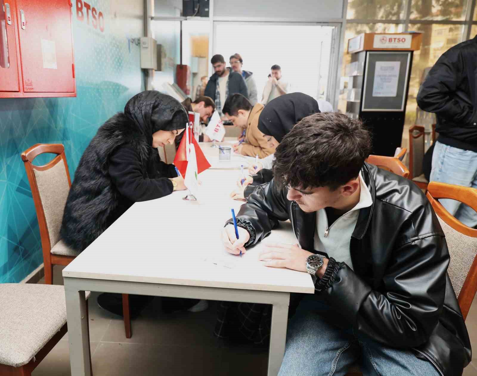 Osmangazi’de vatandaşlara iş imkanı sağlayan buluşmalar
