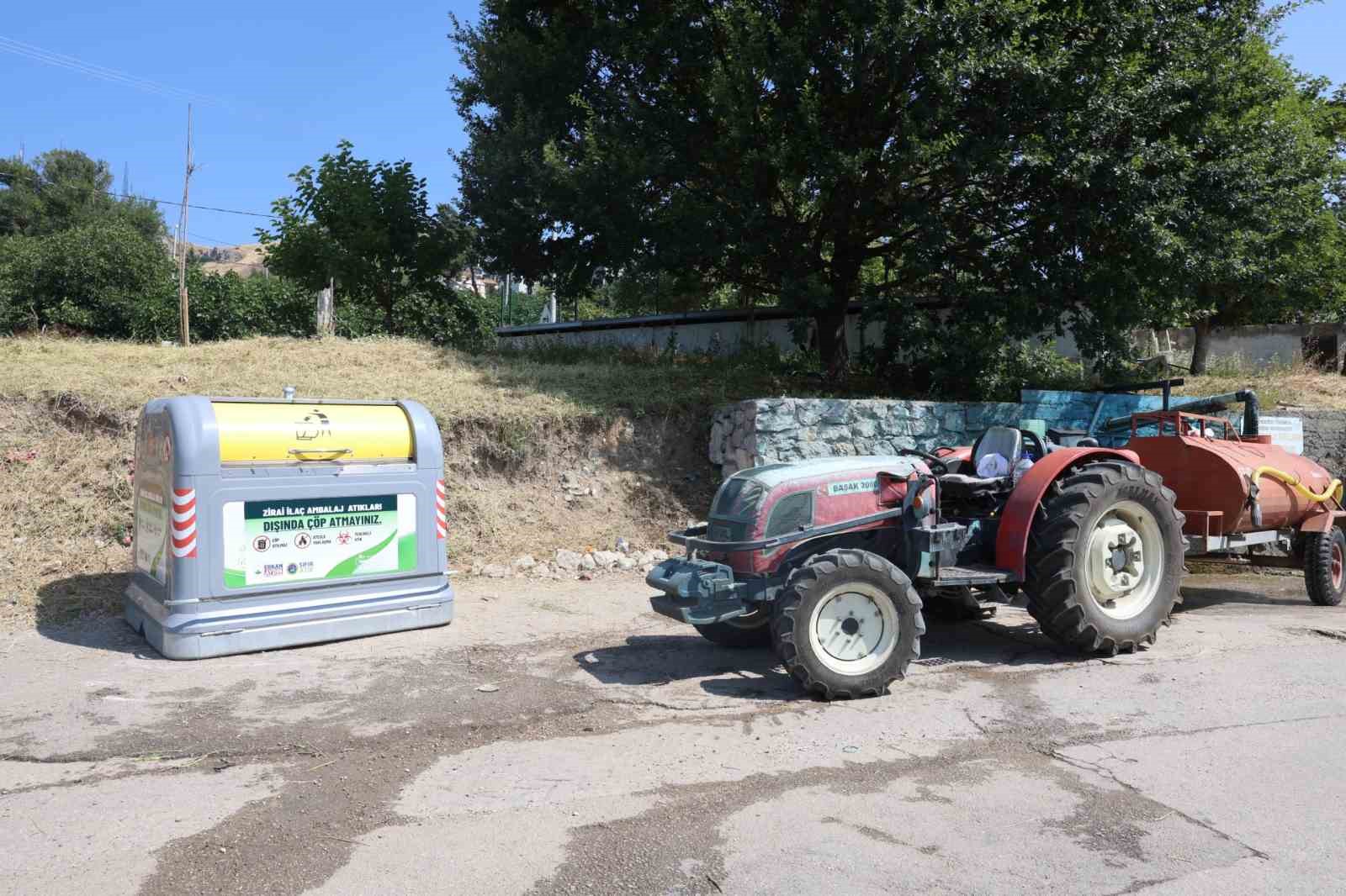 Osmangazi’de zirai atıklar artık doğaya değil geri dönüşüme gidiyor
