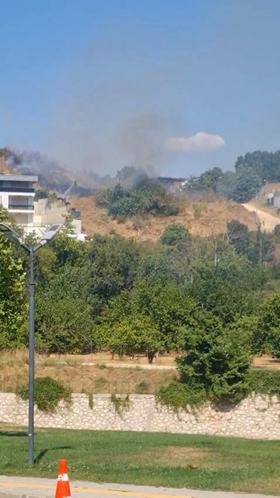 Otluk alanda çıkan yangın hızlı müdahale ile söndürüldü

