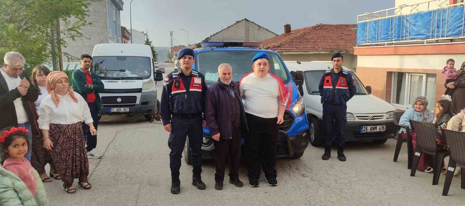Özel ihtiyaçlı Selimcan’ın asker hayali gerçek oldu
