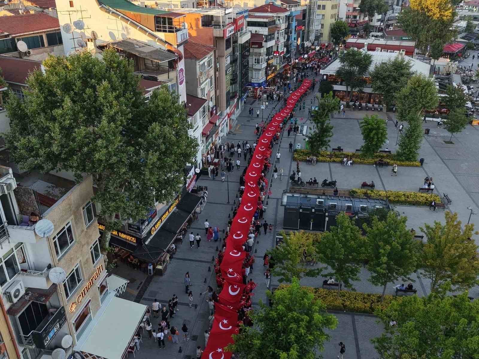 Pendik, 15 Temmuz’un 10. yılında şehitler ve gaziler için tek yürek oldu
