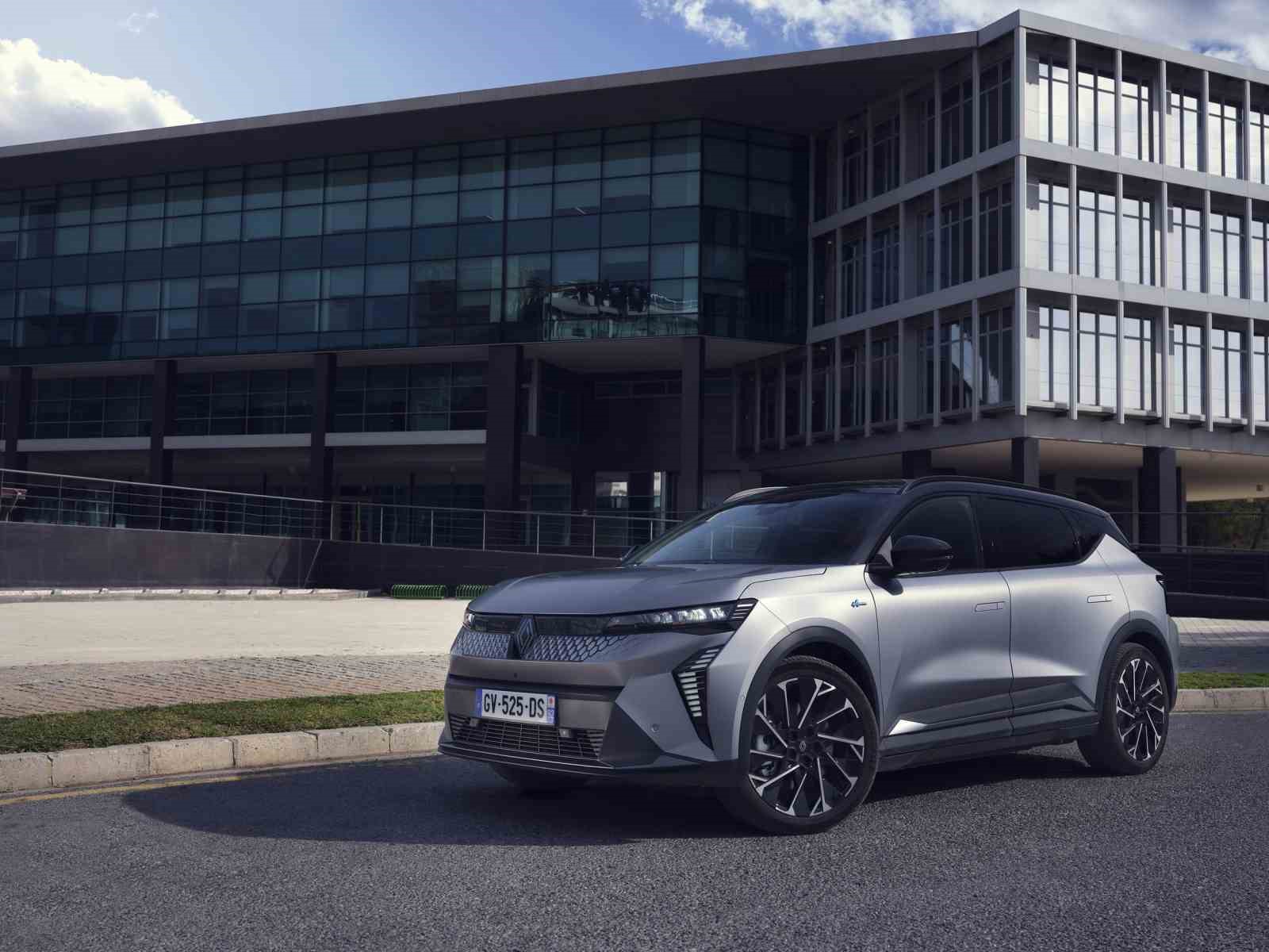 Renault Scenic E-Tech Elektrikli Türkiye’de satışa sunuldu
