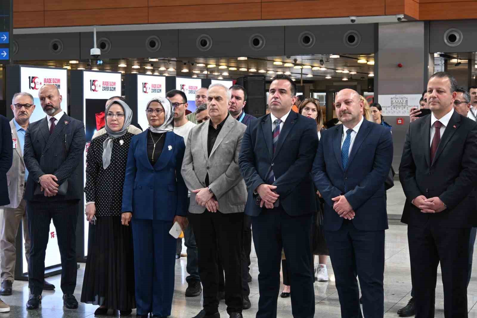 Sabiha Gökçen Havalimanı’nda "Hafıza ve Hatıra: 15 Temmuz" fotoğraf sergisi açıldı
