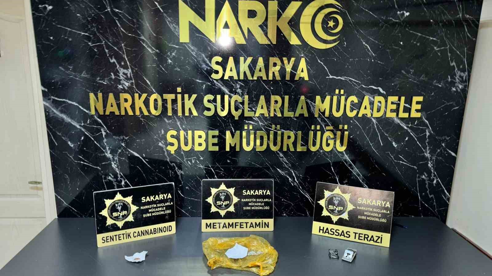 Sakarya’da 4 farklı uyuşturucu operasyonunda 3 tutuklama
