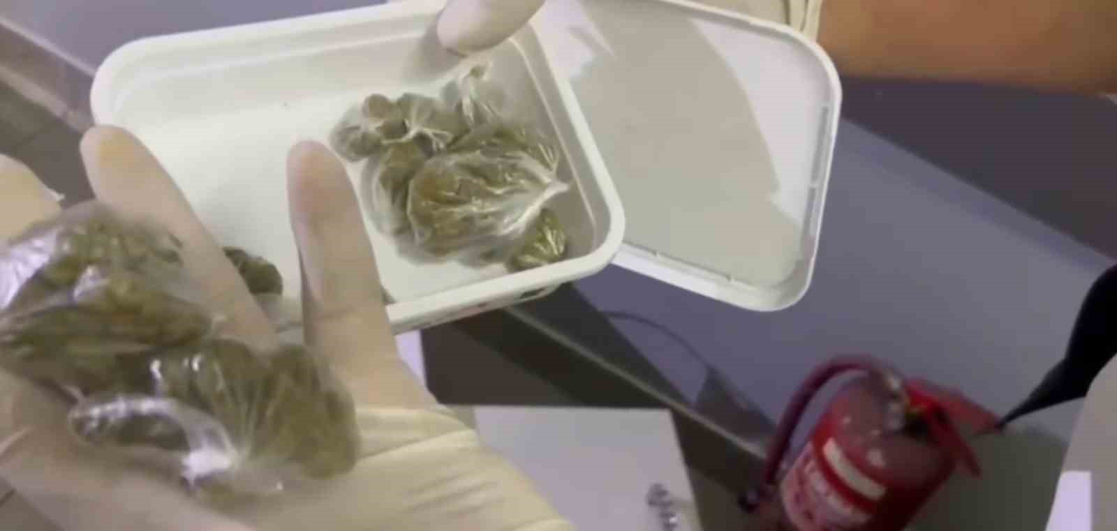 Sakarya’da kiraladıkları ofisi uyuşturucu ticaretinde kullanan 2 şahıs tutuklandı
