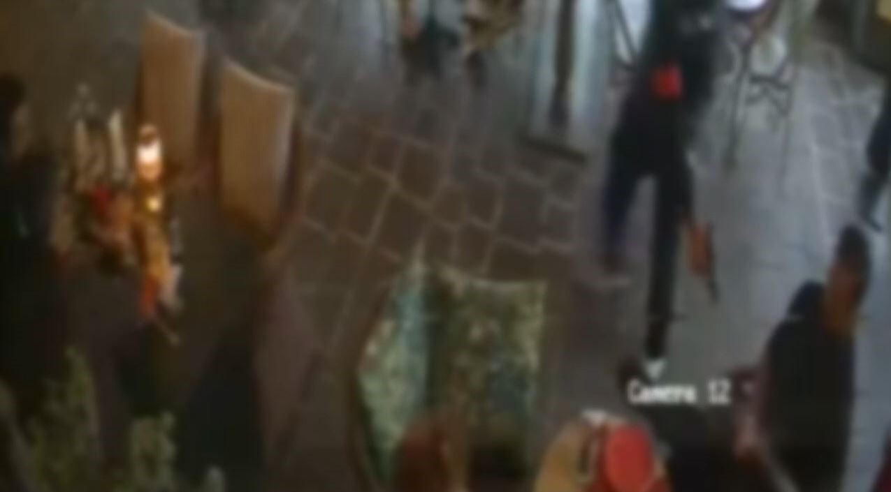 Sarıyer’de AVM’de silahlı saldırı: 1 yaralı, 16 yaşındaki şüpheli tutuklandı
