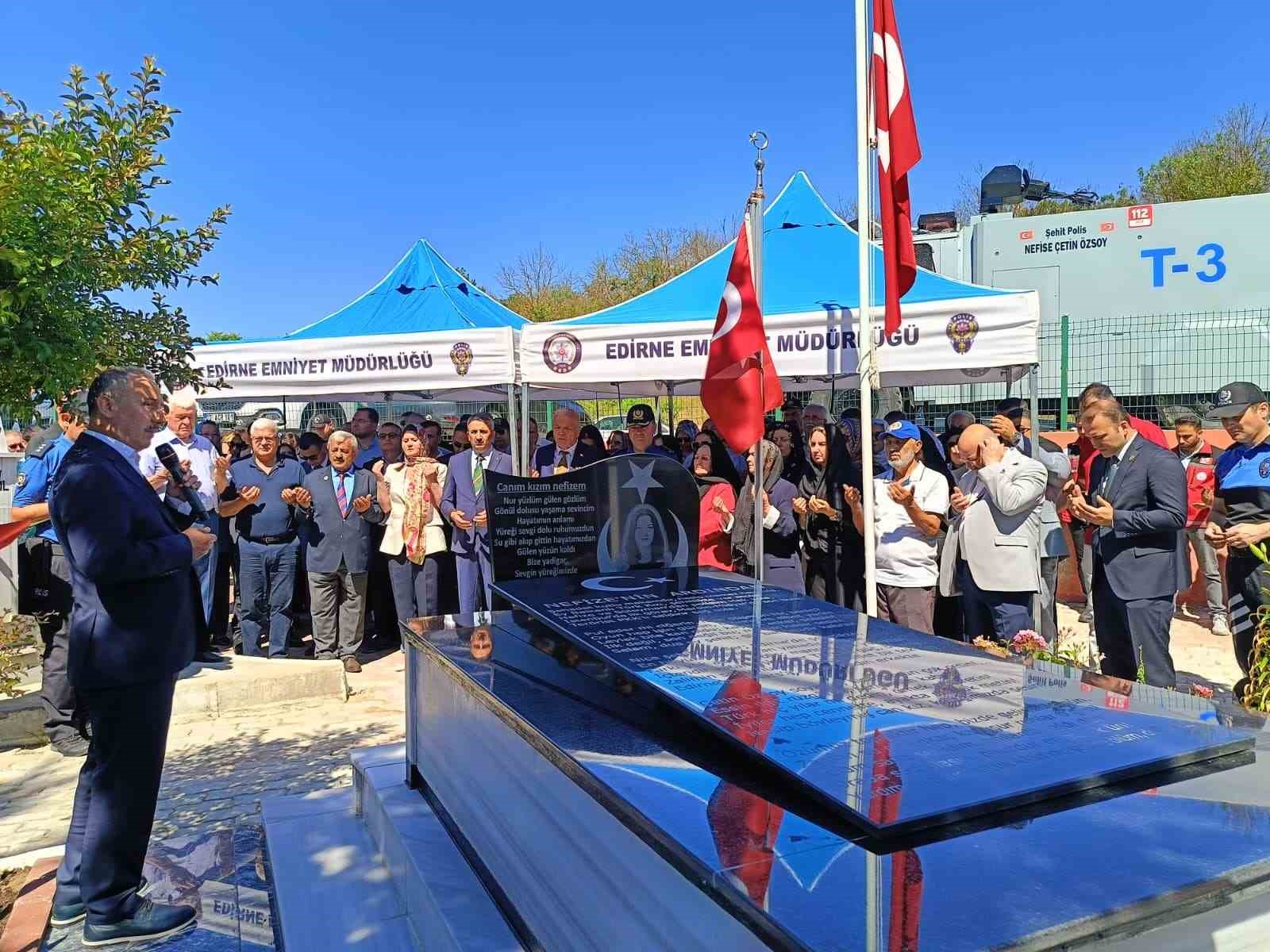 Şehit polis memuru Özsoy dualarla anıldı
