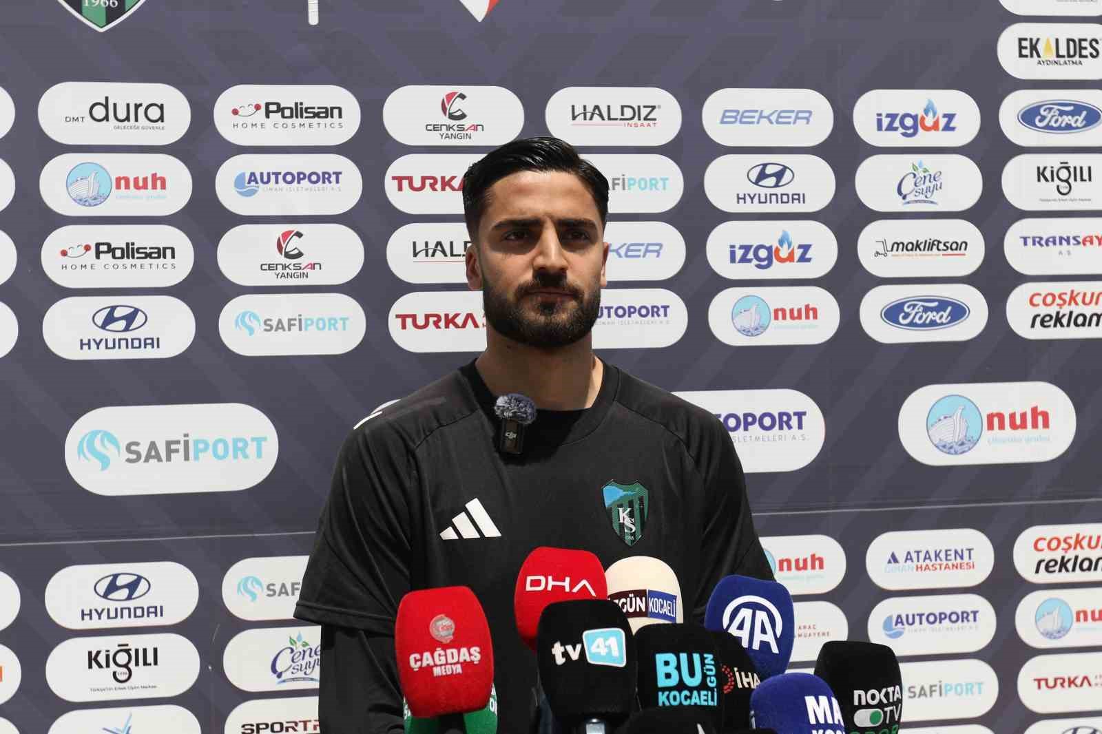 Serhat Öztaşdelen: "Umarım uzun yıllar Kocaelispor kalesini korurum"

