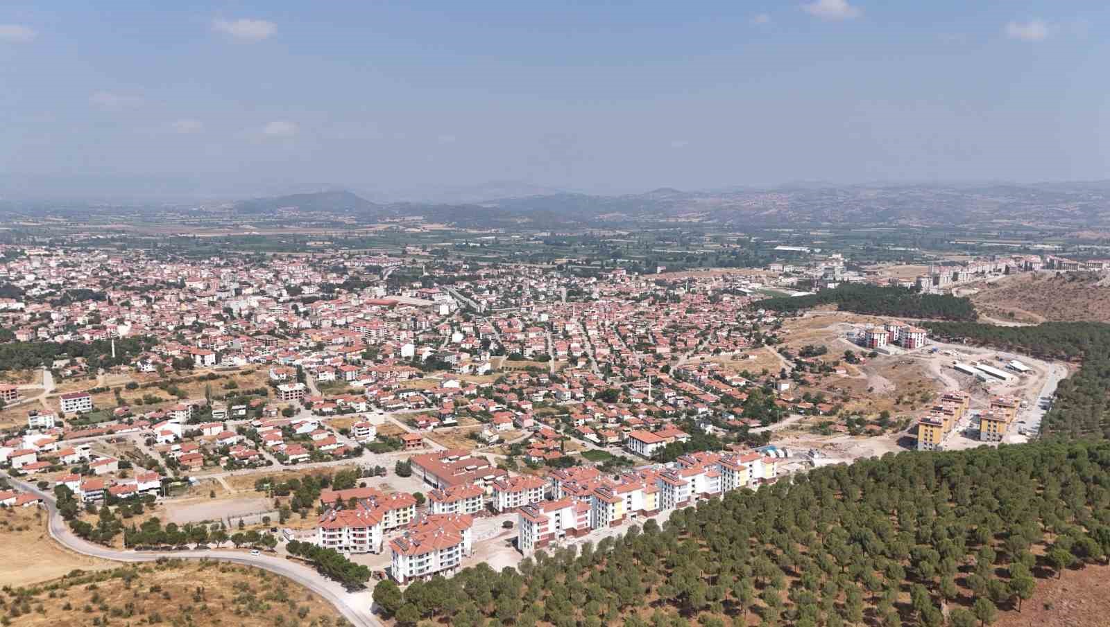 Sındırgı depreminin üzerinden 1 yıl geçti
