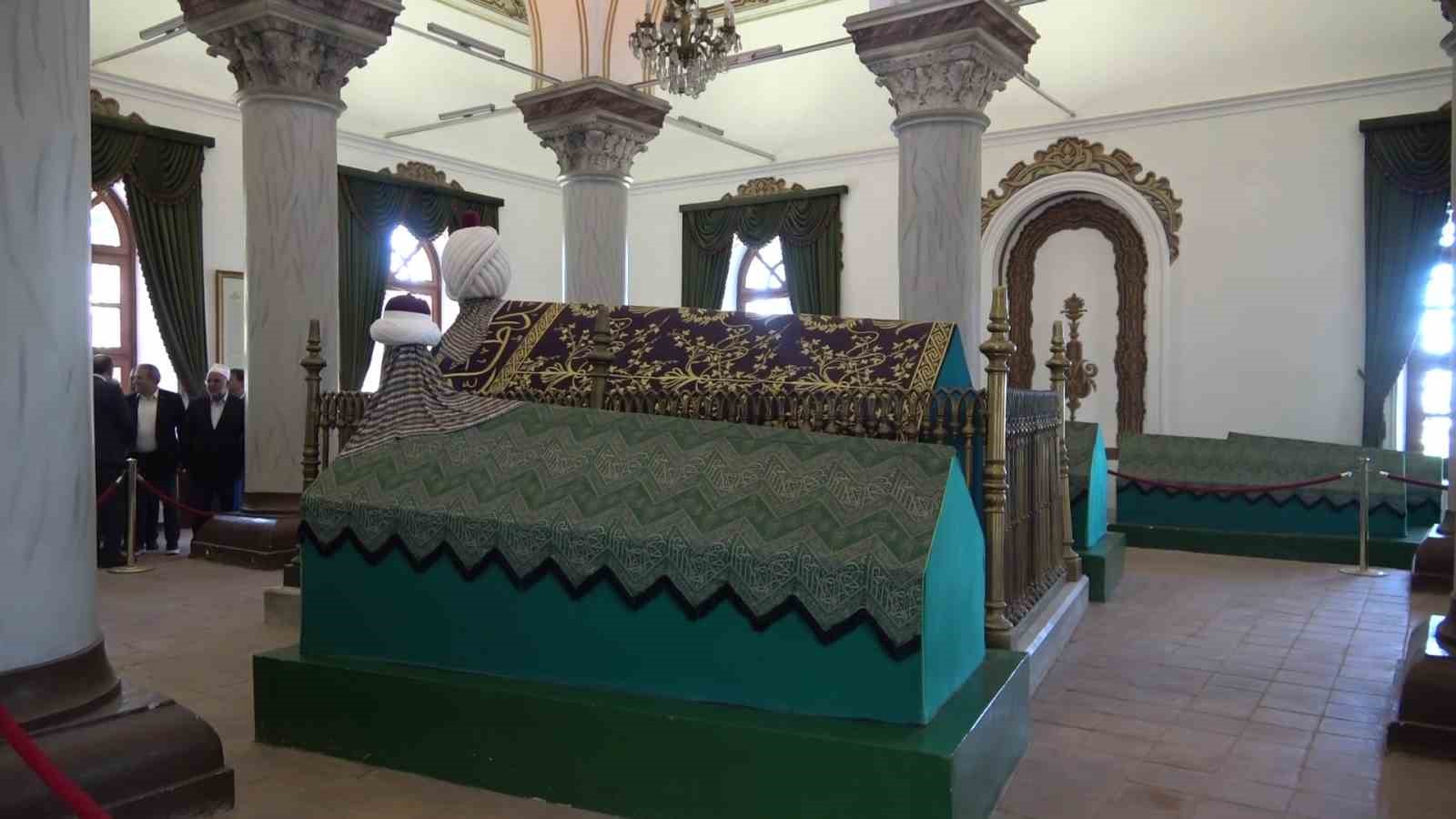 Sultan 1. Murad Hüdavendigar Han dualarla anıldı

